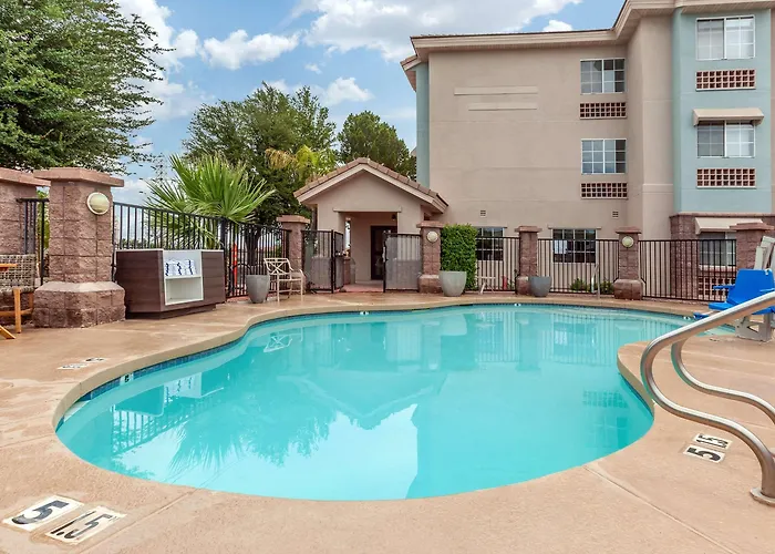 La Quinta & By Wyndham University, Phoenix Tempe