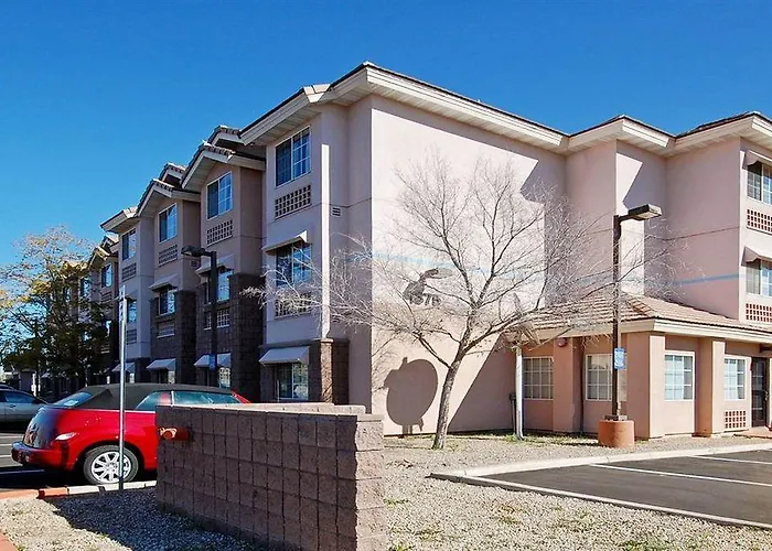 La Quinta & By Wyndham University, Phoenix 2*
