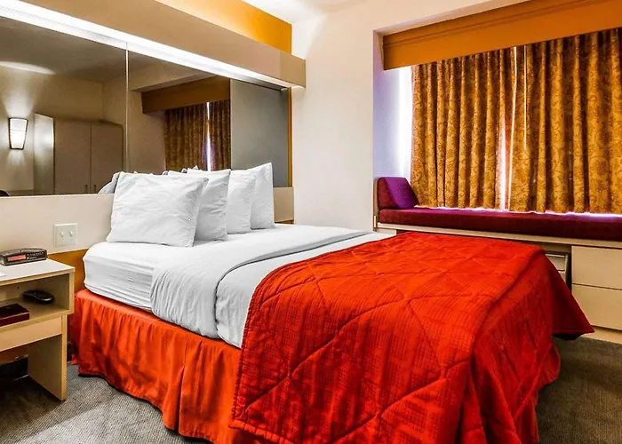 Hotel La Quinta & By Wyndham University, Phoenix Tempe