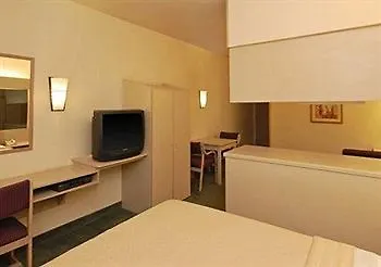 La Quinta & By Wyndham University, Phoenix Hotel
